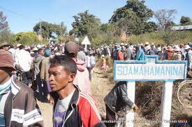 Madagascar : 10 bless&eacute;s dans un nouvel affrontement entre forces de l'ordre et opposants &agrave; l'exploitation de Soamahamanina